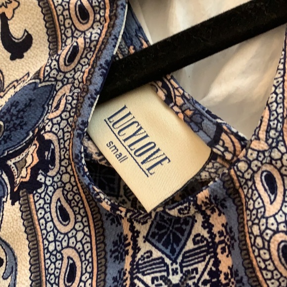 High Neck Patterned Top - Picture 5 of 5